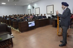 INSPIRE-CAMP-AT-BAREILLY-CAMPUS-day2-img2