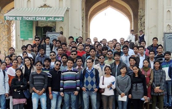 SRMS IBS PGDM students at Lucknow Heritage Walk