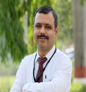 Dr. Shailesh Saxena